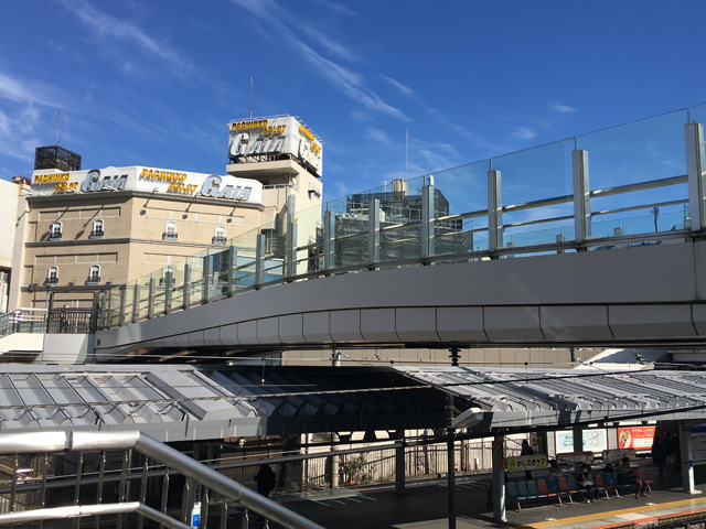 大泉学園駅の電車の写真